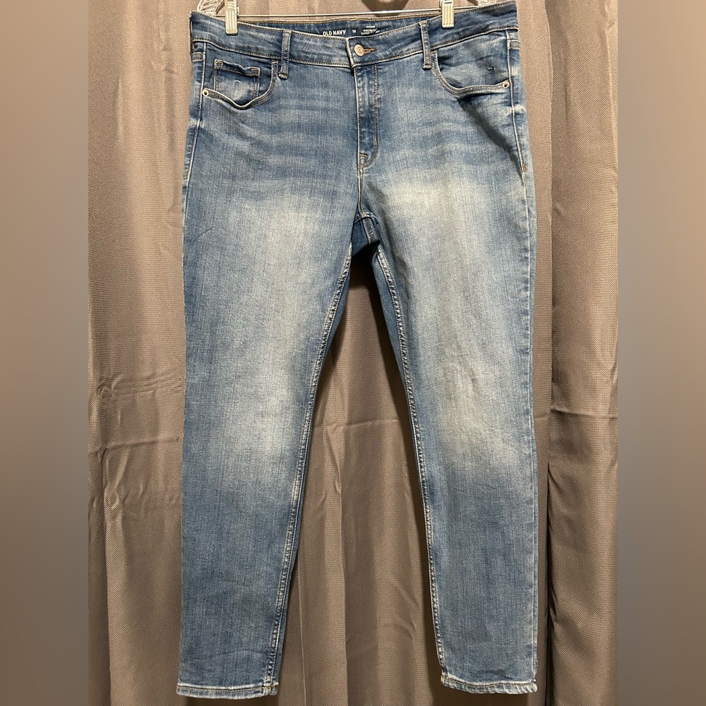 Women’s Mid-Rise Rockstar Super Skinny Pacifica wash Jeans